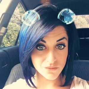 Meet your Posher, Farrah